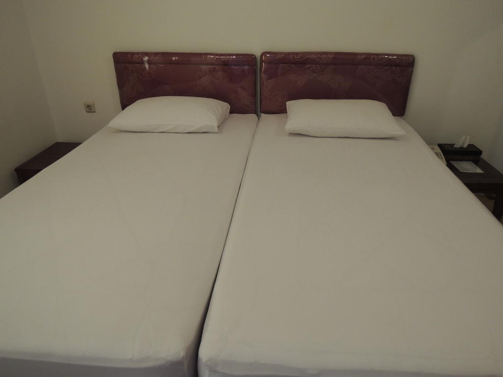 Rumah Polonia Guest House Jakarta Rum bild