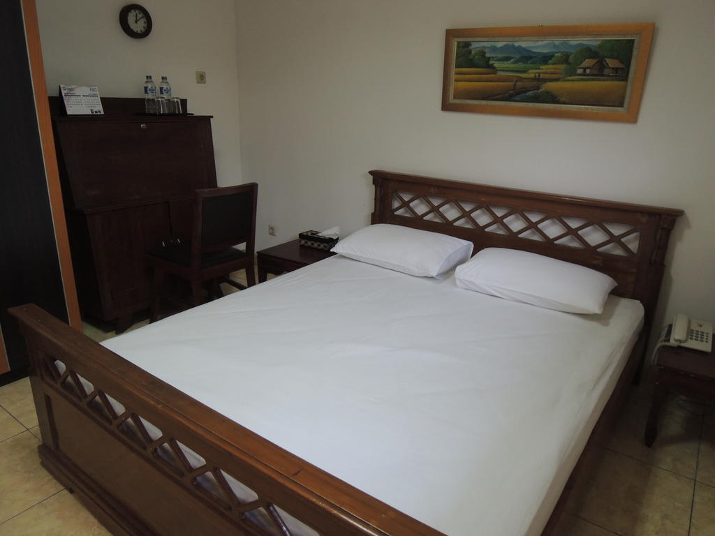 Rumah Polonia Guest House Jakarta Rum bild